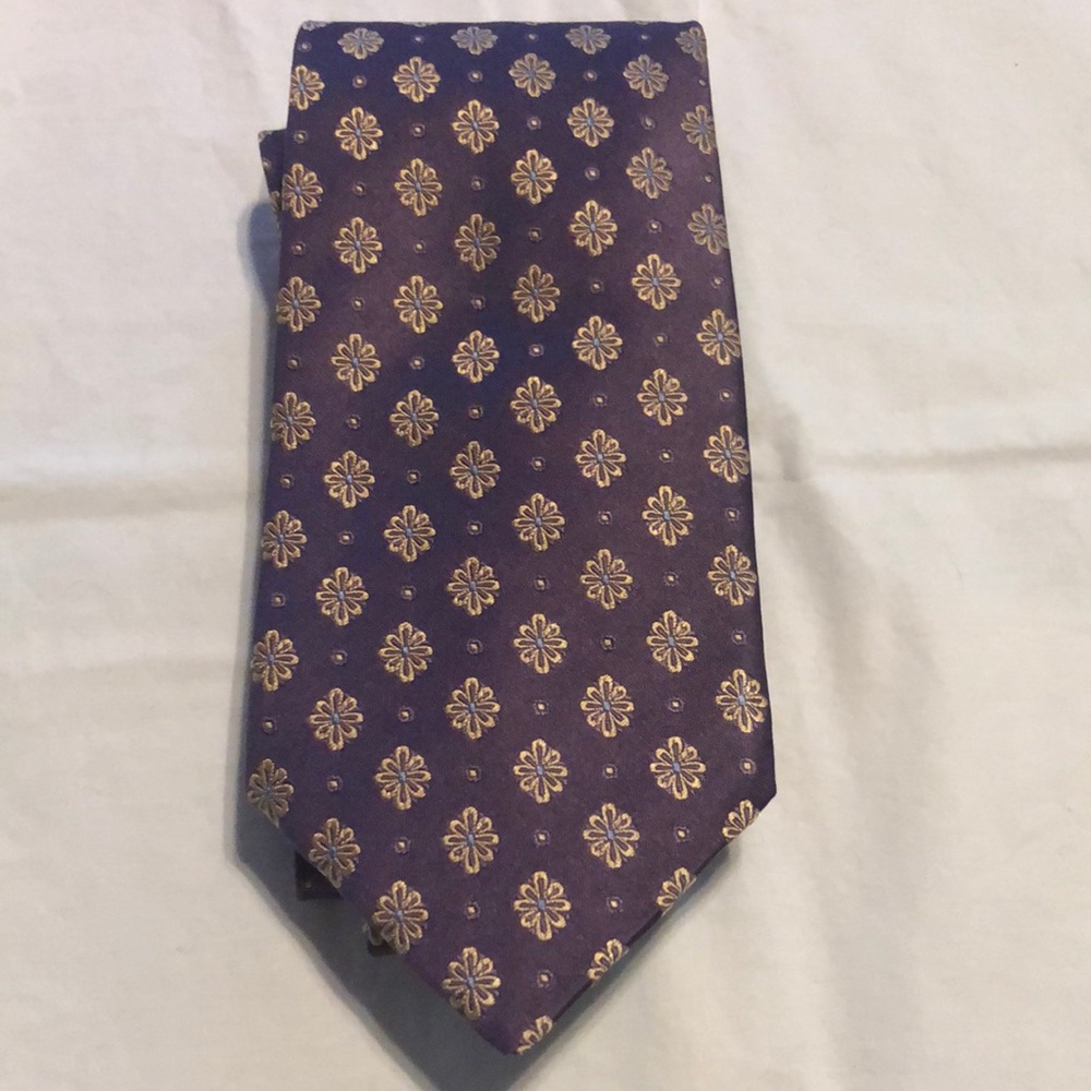 Jos.. A. Bank signature collection silk tie